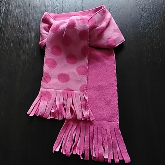 Hat and scarf set. Youth 8-16 EUC - Picture 5 of 5